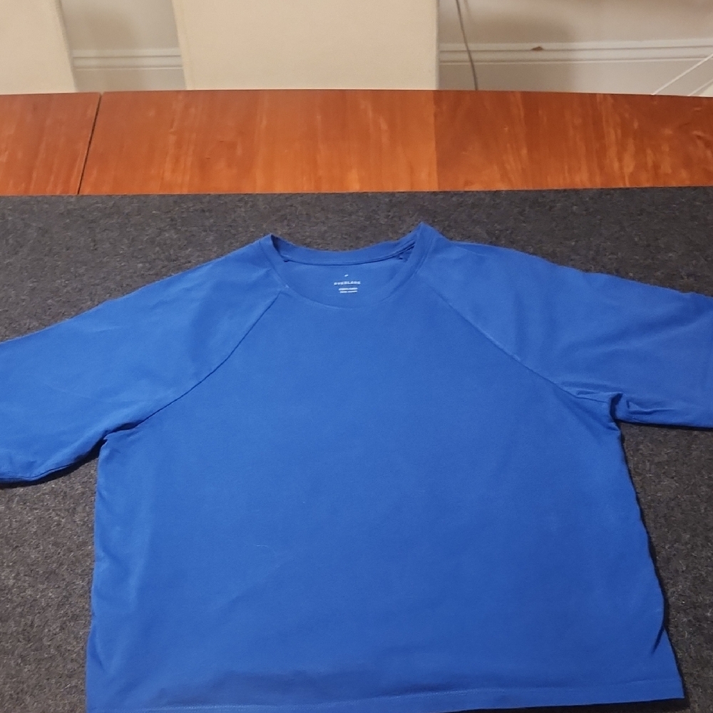 Med. - Everlane Royal Blue Short Sleeve Tee